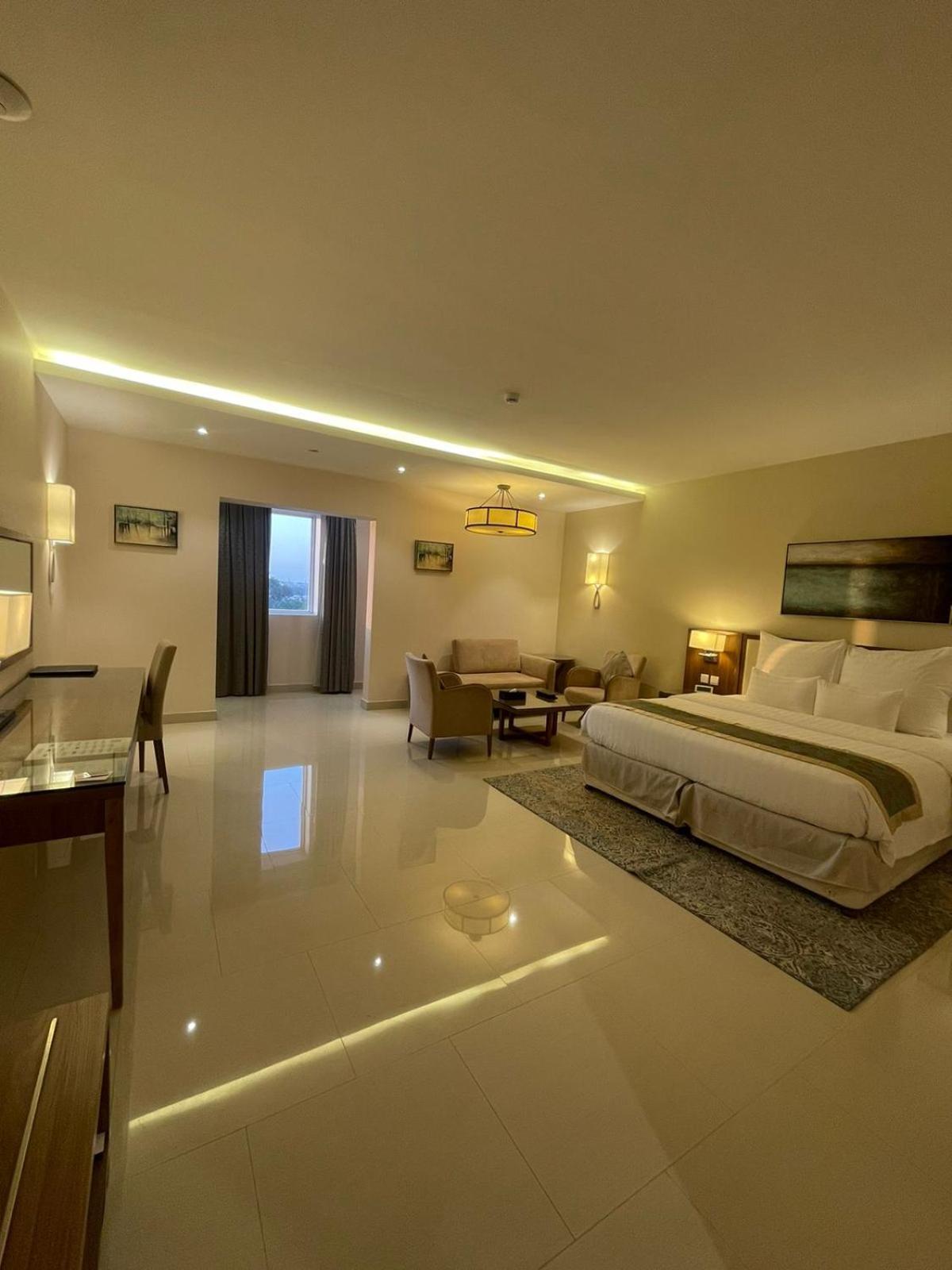 เบสต์ เวสเทิร์น พลัส บูไรดะฮ์ Hotel บูเรดาห์ ภายนอก รูปภาพ