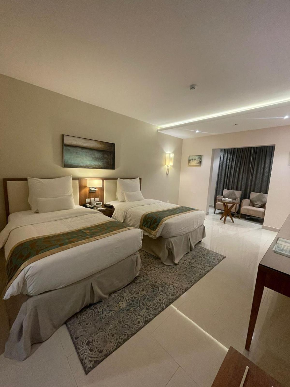 เบสต์ เวสเทิร์น พลัส บูไรดะฮ์ Hotel บูเรดาห์ ภายนอก รูปภาพ